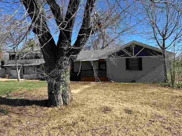 2202 NW Cheyenne Ave, Lawton, OK 73505