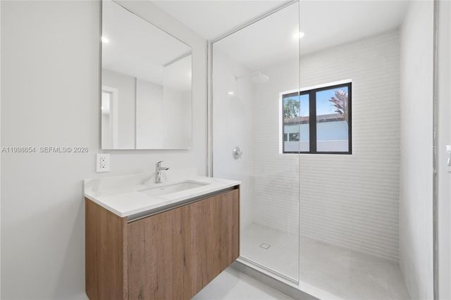 6332 SW 28th Street, Miami, FL 33155
