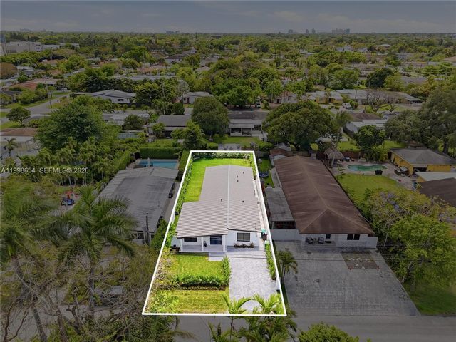6332 SW 28th Street, Miami, FL 33155