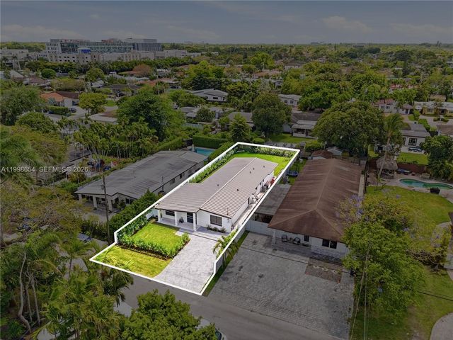 6332 SW 28th Street, Miami, FL 33155