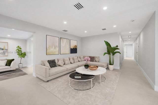 6332 SW 28th Street, Miami, FL 33155
