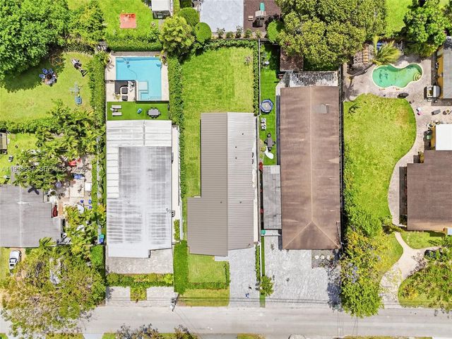 6332 SW 28th Street, Miami, FL 33155