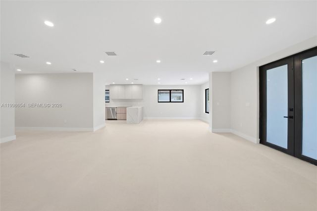 6332 SW 28th Street, Miami, FL 33155