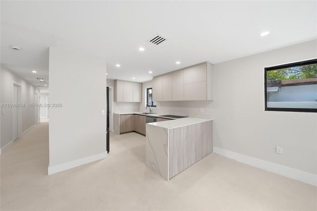 6332 SW 28th Street, Miami, FL 33155