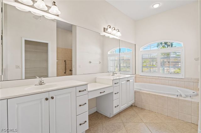 2822 SW 49th TER, Cape Coral, FL 33914