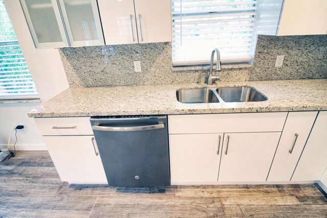 N 146 Sunrise Drive, Key Largo, FL 33070