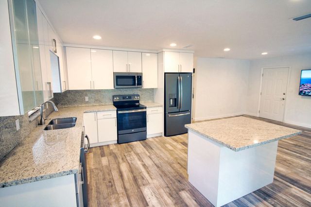 N 146 Sunrise Drive, Key Largo, FL 33070