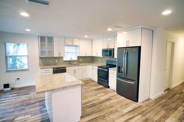 N 146 Sunrise Drive, Key Largo, FL 33070