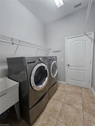 3033 Via Rialto ST, Fort Myers, FL 33905