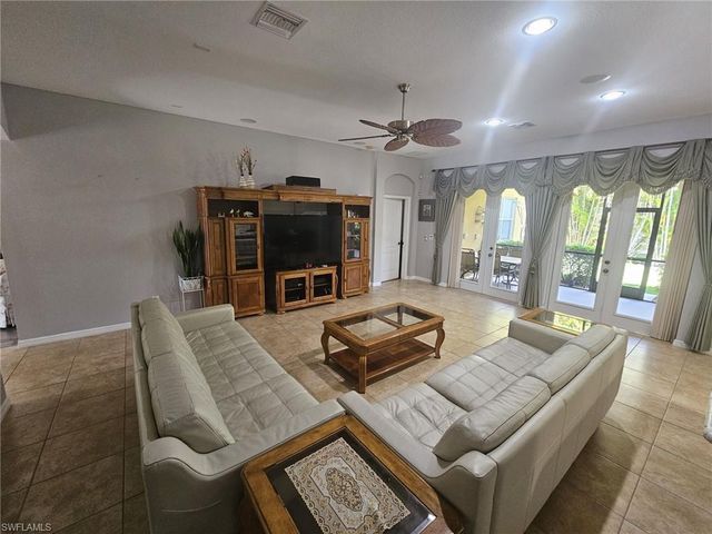 3033 Via Rialto ST, Fort Myers, FL 33905