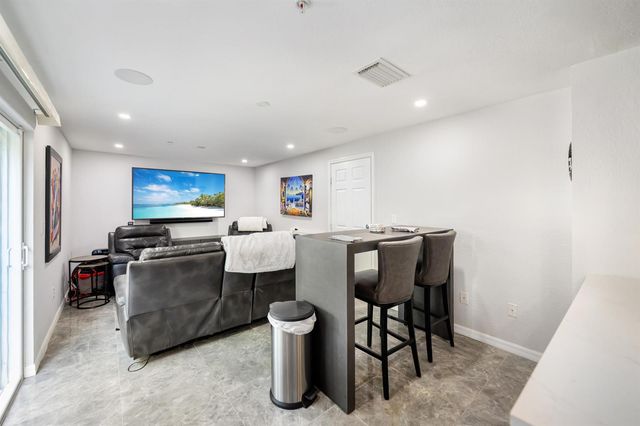 429 NE 1st Street, Pompano Beach, FL 33060