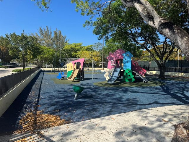 429 NE 1st Street, Pompano Beach, FL 33060