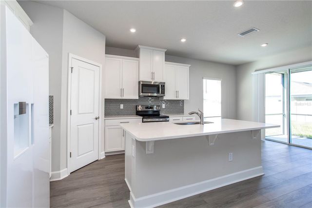 10179 GLIDING EAGLE WAY, Land O Lakes, FL 34638