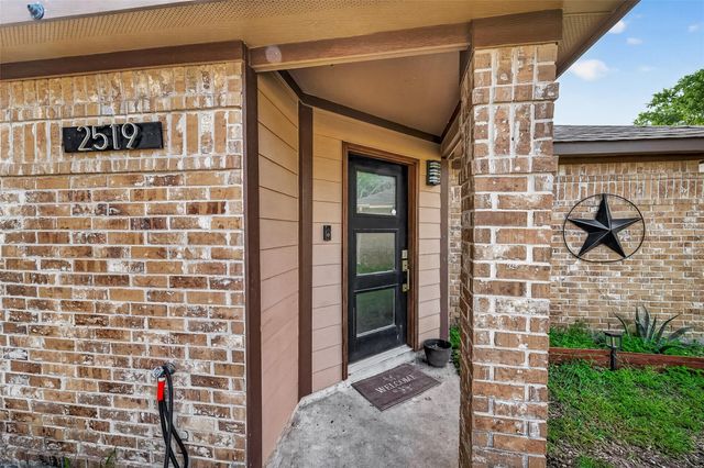 2519 Spring Dusk Lane, Spring, TX 77373