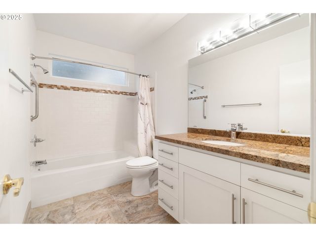 7799 Sw MONTCLAIR Dr, Portland, OR 97225