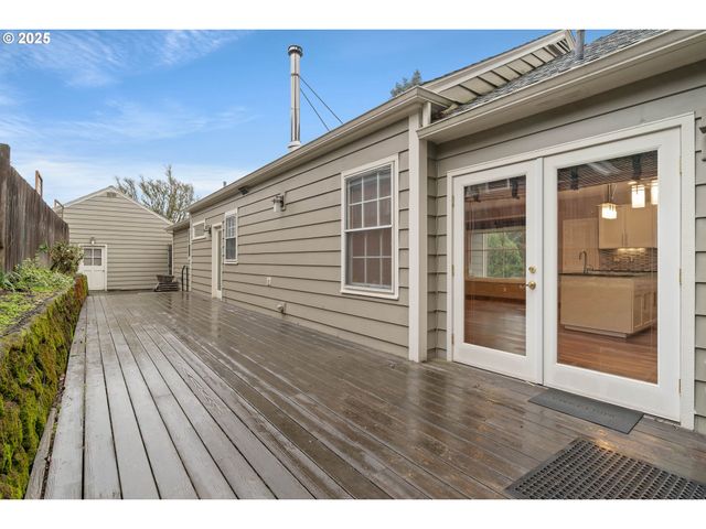 7799 Sw MONTCLAIR Dr, Portland, OR 97225