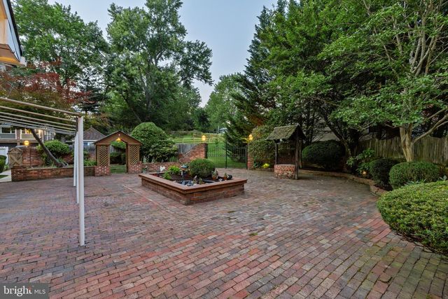 4053 CRESCENT RD, Ellicott City, MD 21042