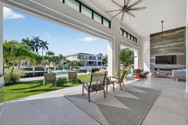 520 Golden Harbour Drive, Boca Raton, FL 33432