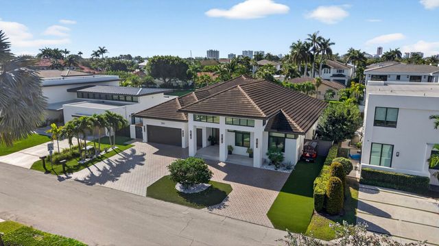 520 Golden Harbour Drive, Boca Raton, FL 33432