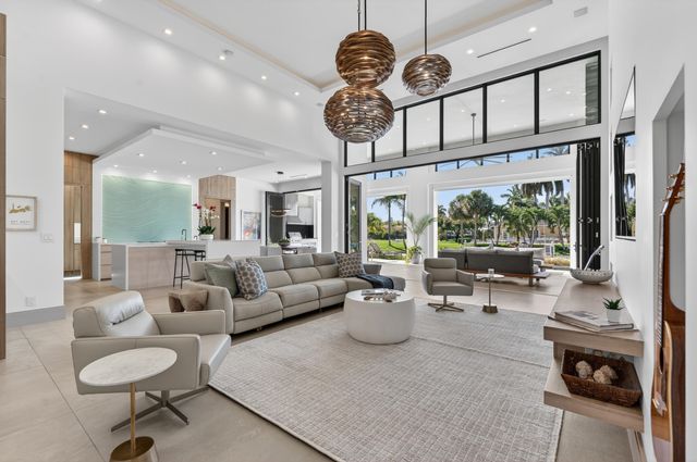 520 Golden Harbour Drive, Boca Raton, FL 33432