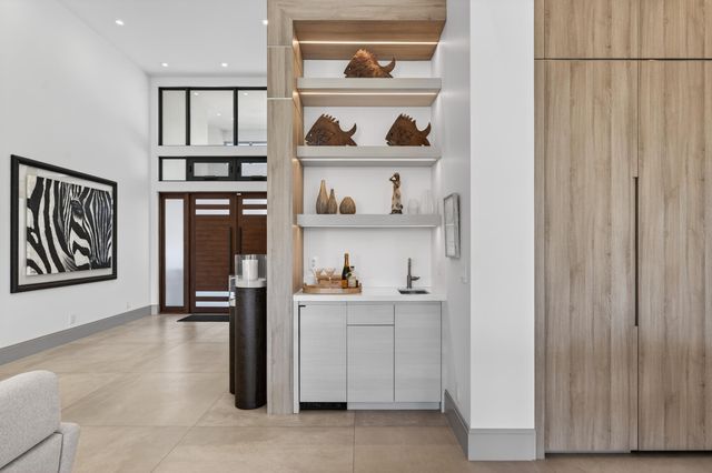 520 Golden Harbour Drive, Boca Raton, FL 33432