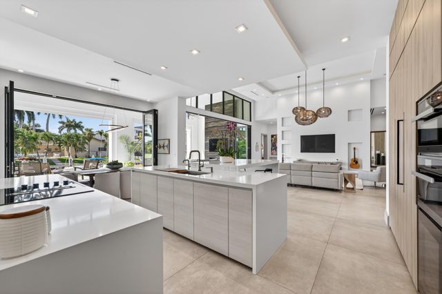 520 Golden Harbour Drive, Boca Raton, FL 33432