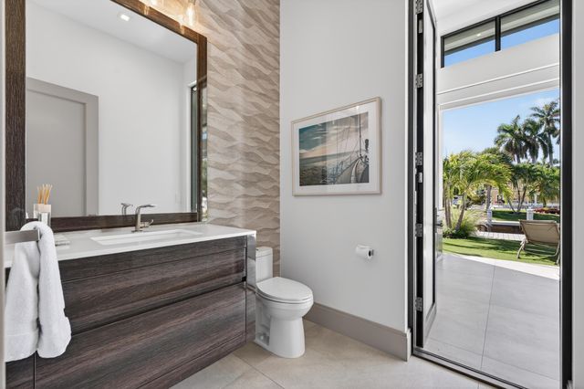 520 Golden Harbour Drive, Boca Raton, FL 33432