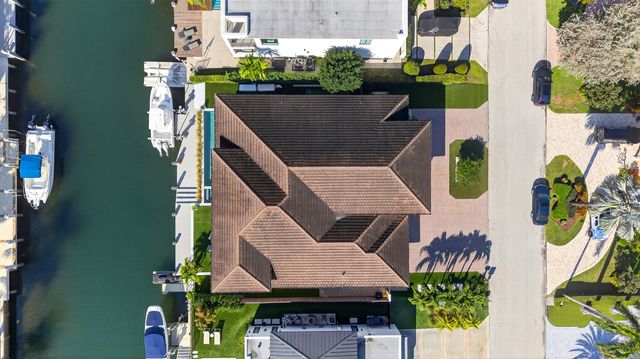 520 Golden Harbour Drive, Boca Raton, FL 33432