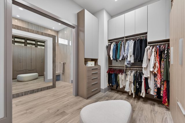 520 Golden Harbour Drive, Boca Raton, FL 33432