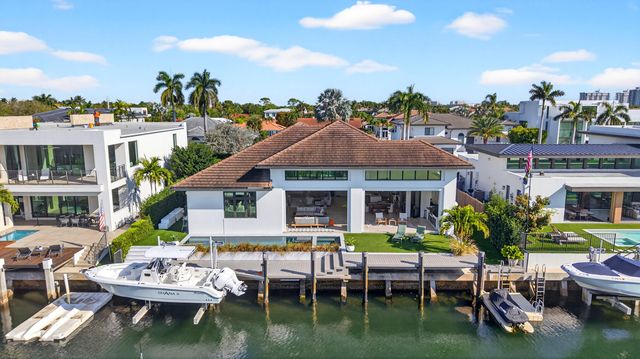 520 Golden Harbour Drive, Boca Raton, FL 33432