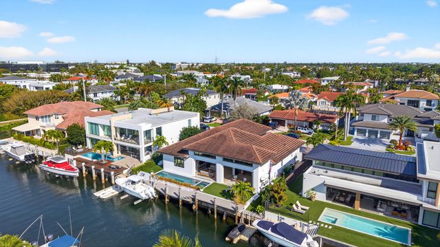 520 Golden Harbour Drive, Boca Raton, FL 33432