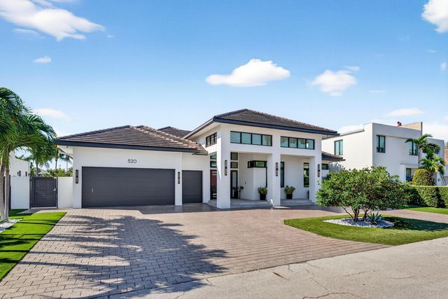 520 Golden Harbour Drive, Boca Raton, FL 33432