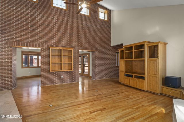 2425 Foley Way, Reno, NV 89509