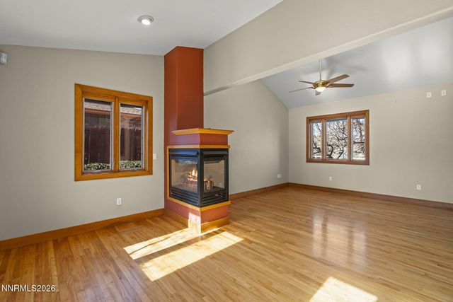 2425 Foley Way, Reno, NV 89509