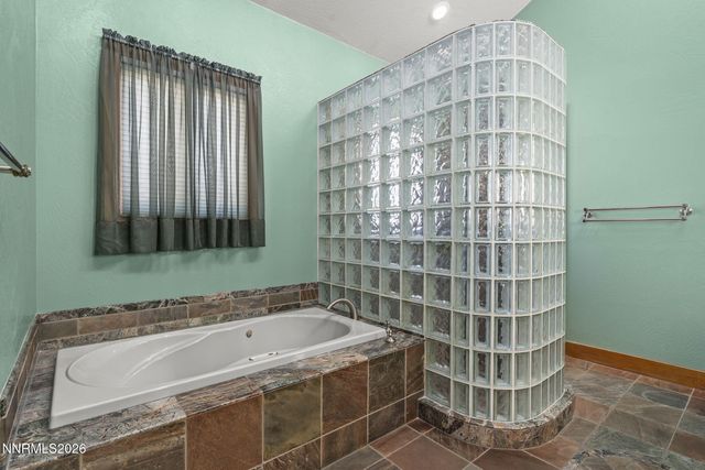 2425 Foley Way, Reno, NV 89509