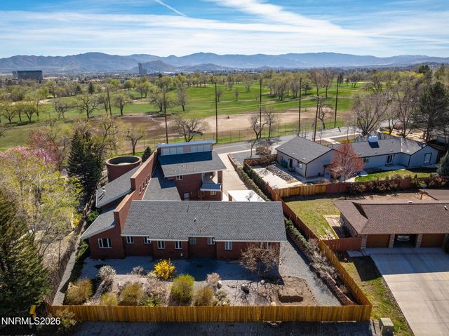 2425 Foley Way, Reno, NV 89509