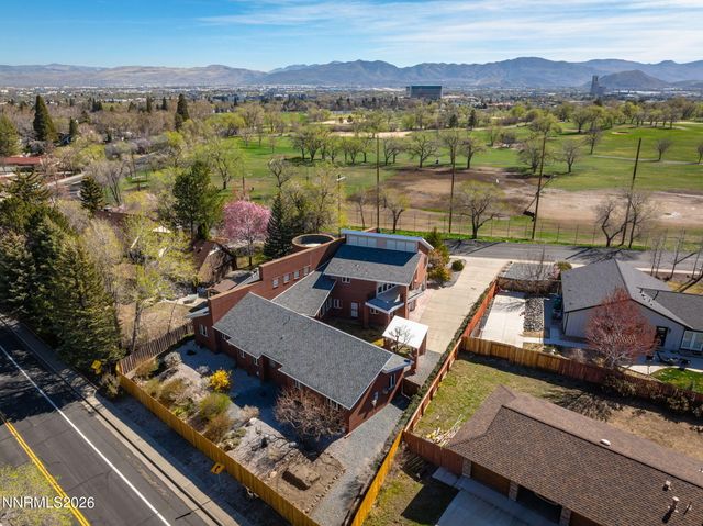 2425 Foley Way, Reno, NV 89509