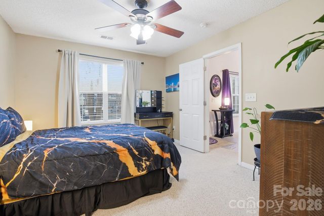 8376 Rudolph Road, Charlotte, NC 28216