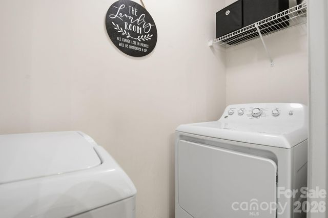 8376 Rudolph Road, Charlotte, NC 28216