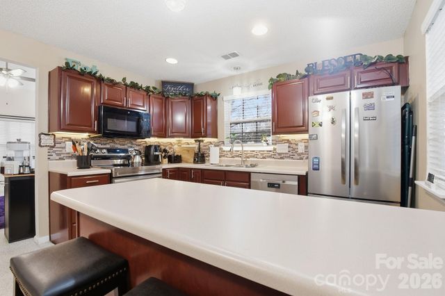 8376 Rudolph Road, Charlotte, NC 28216