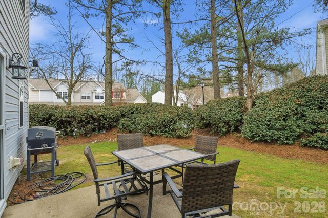 8376 Rudolph Road, Charlotte, NC 28216