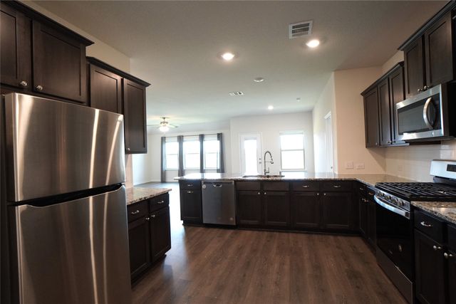 476 Declaration Way, Fate, TX 75189
