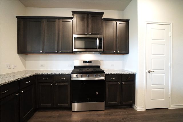 476 Declaration Way, Fate, TX 75189