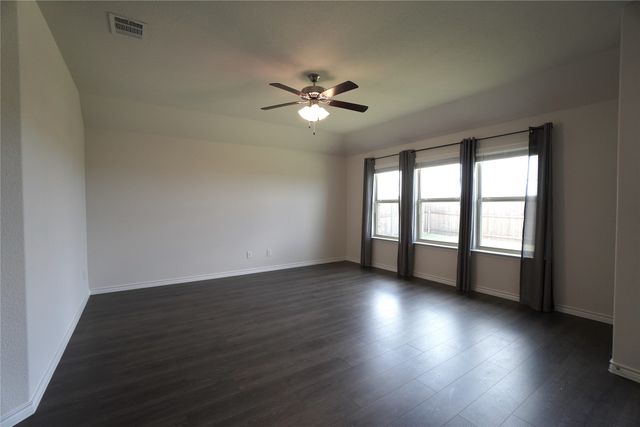 476 Declaration Way, Fate, TX 75189