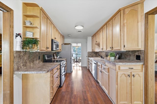 2605 Buckingham Drive, Denton, TX 76209