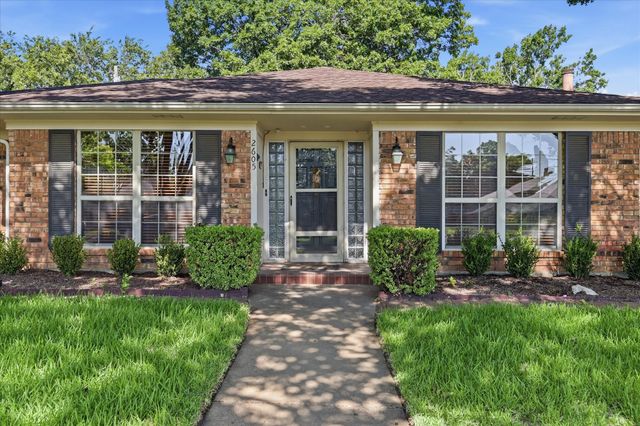 2605 Buckingham Drive, Denton, TX 76209