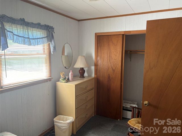 42 Country Meadows Road, Burnsville, NC 28714