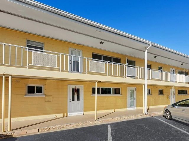 2155 WOOD STREET B17, Sarasota, FL 34237