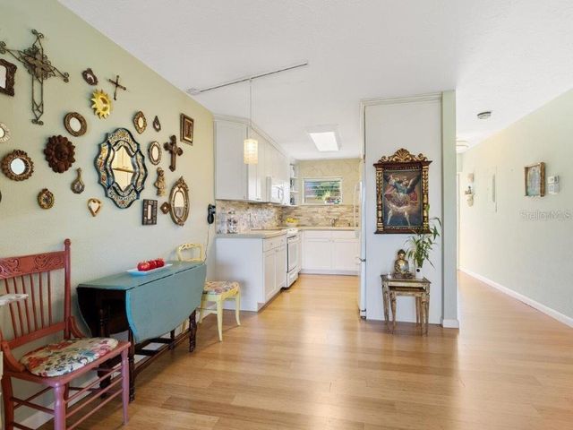 2155 WOOD STREET B17, Sarasota, FL 34237