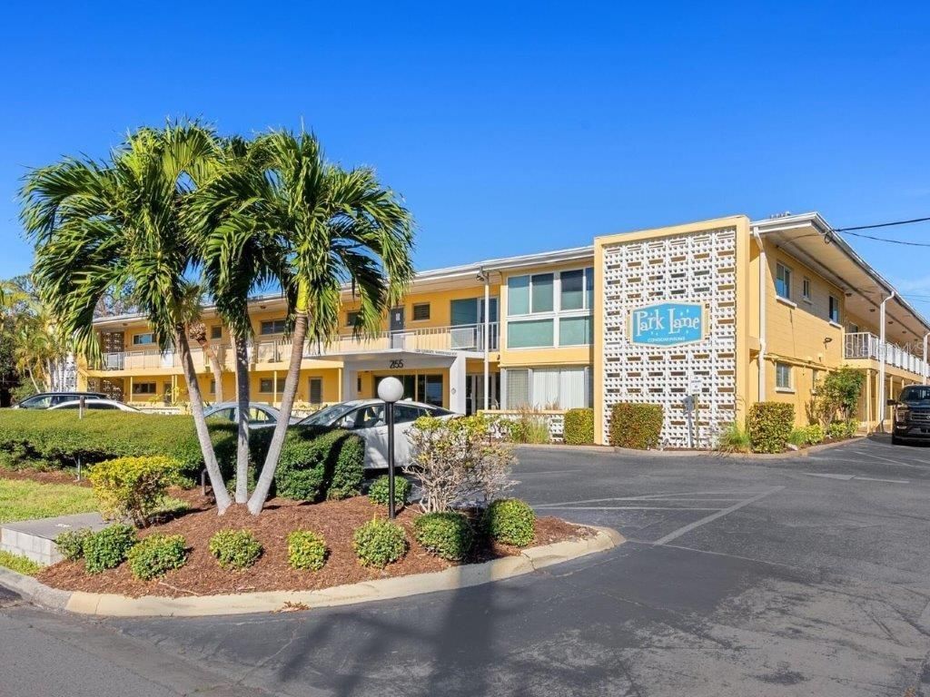 2155 WOOD STREET B17, Sarasota, FL 34237